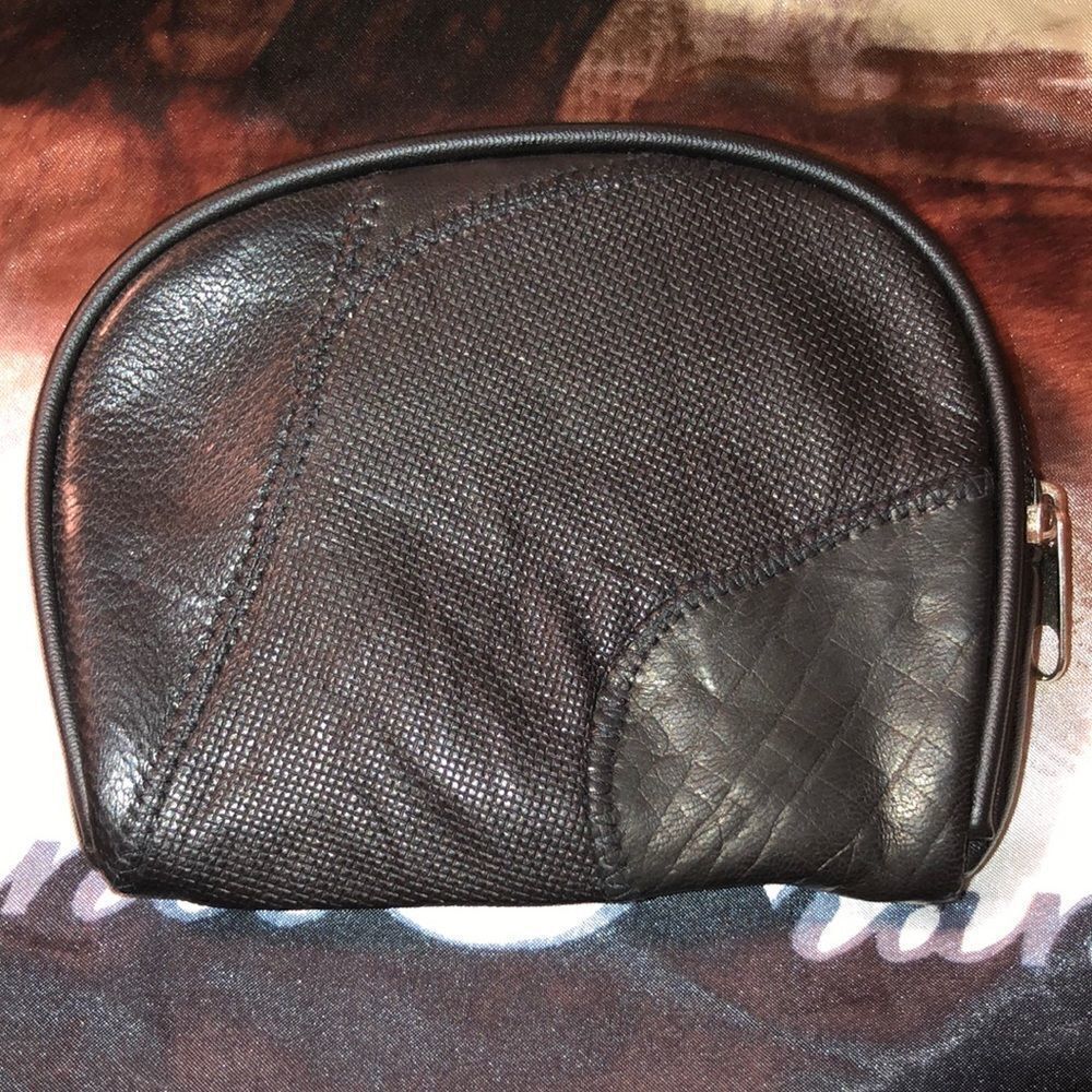 Patch Black Leather Small Zip Wallet - Picture 3 of 10